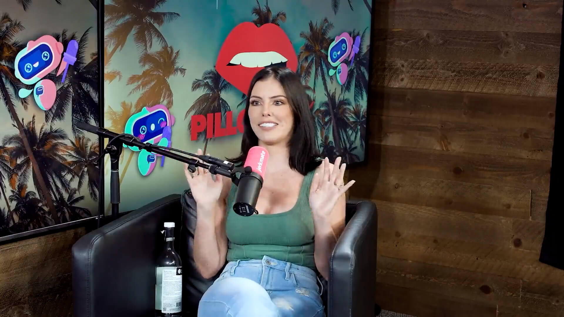 ADRIANA CHECHICK & ADAM22 x Pillow Talk - Teil 1