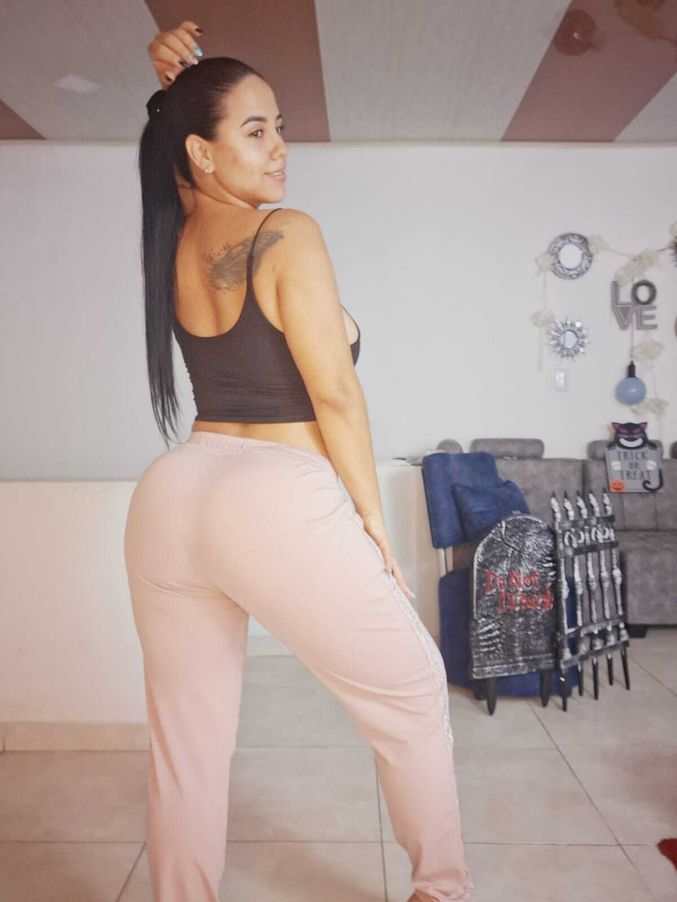 CreamyTatiana