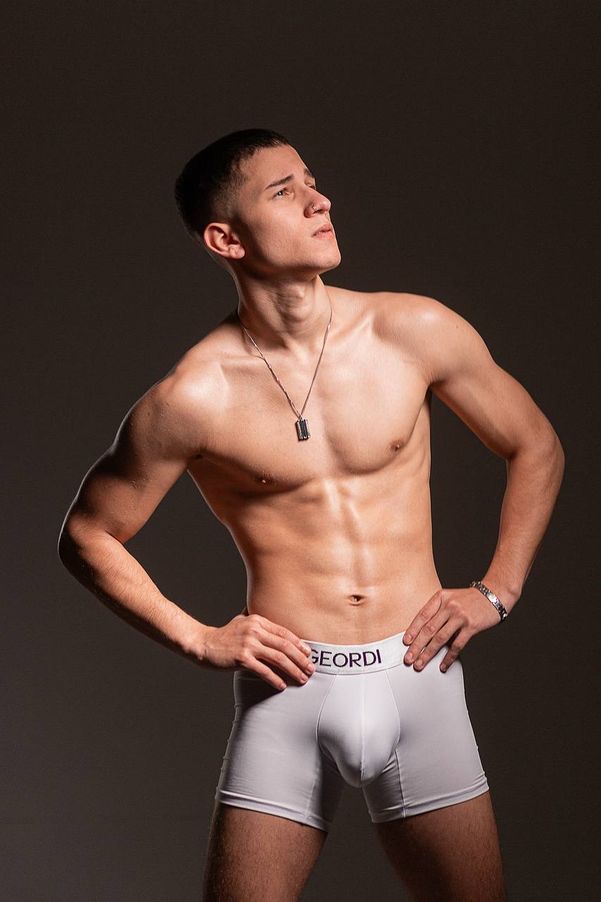 ThinTommy111