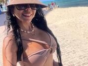 Katy_Devine