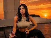 MiaaCaastro