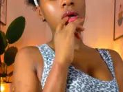 petitelittleebony