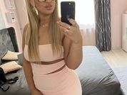 HotWifeTrixy