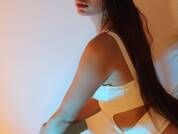 Ema_Jones