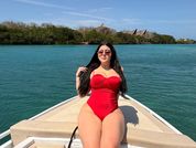 Violeta_Maddox
