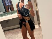 MollyGenelle