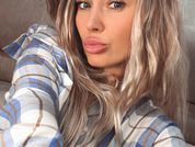 Tina_a