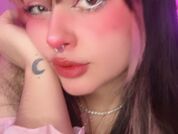 MaddieWaves