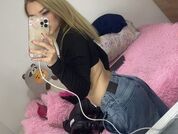 ZoeJoneess