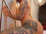miaabrunettel