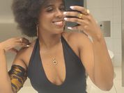 Bella_Roussee