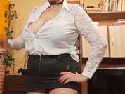 EvelyneFlirtyMilf