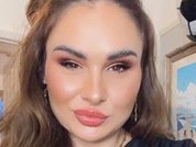 AdelaHotWhite