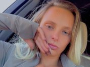Ashley699
