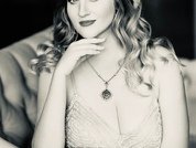 Bustybeauty18