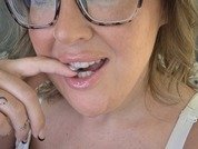 CuteAndCurvyX