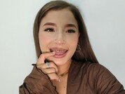 Emma_Leony