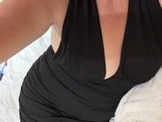 Hornyhotwife83