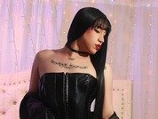 Queen_ari18