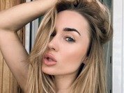 Tina_a