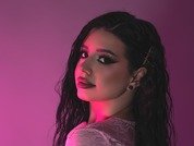 laraannee