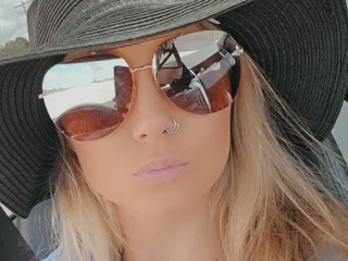 BlondebombshellBooty profile