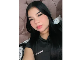 EmiliaJenner profile