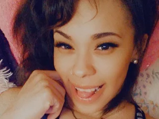 PrettyRedRose profile