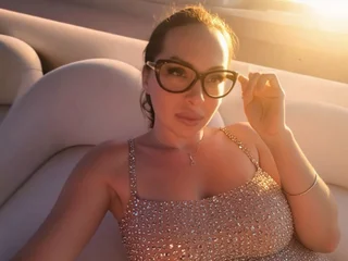 SunnyWhite69 profile