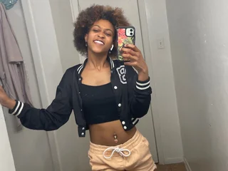 TheRealHer profile