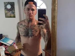 Twackedandtatted28