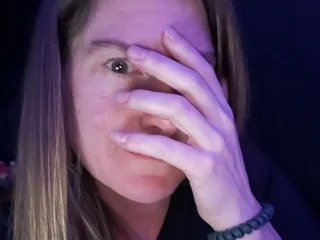 ZoeeBooWho