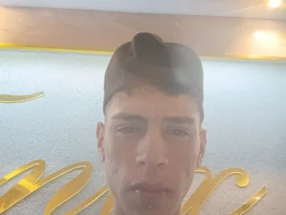 dominic_bigcock19 profile