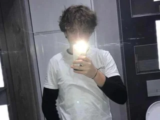 qwertyw profile