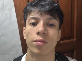 reyescamcam profile