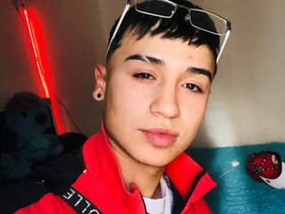 x_owe_x profile