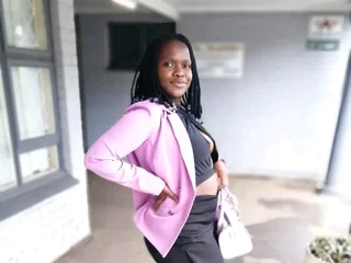 AmenzaXOXO profile