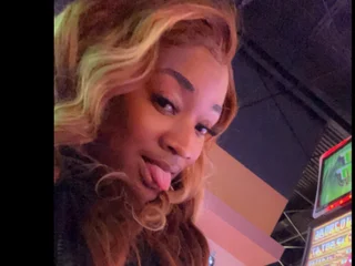 AshantiOrah profile