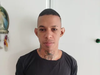 Black_and_white_oficial