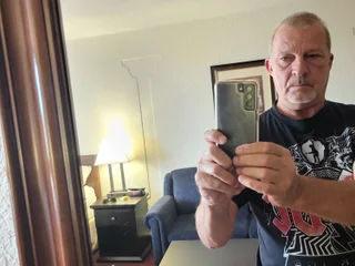 CfnmRobert