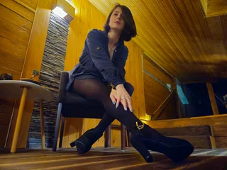 CristaGray profile