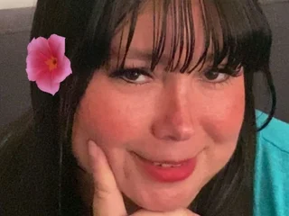 CuttieEsmeralda profile