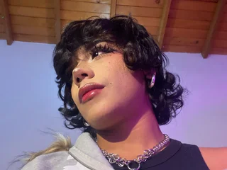 DaniGio profile