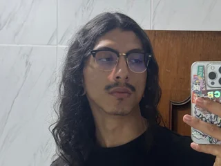 JohnVcs97 profile