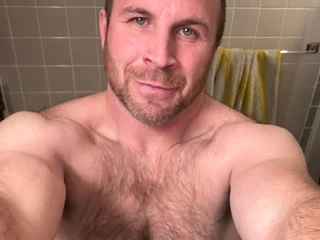 Longhoodoutlaw profile