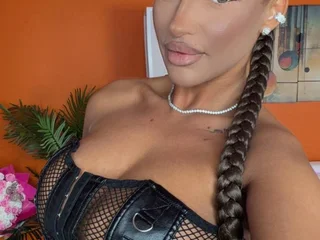 Loving_Blondie profile