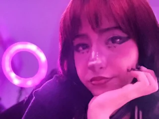 Mikaa_love profile