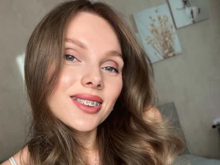 Mila_ShyAndSweet profile