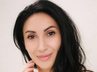 MiraWonderful profile