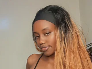 Naughtyellah profile